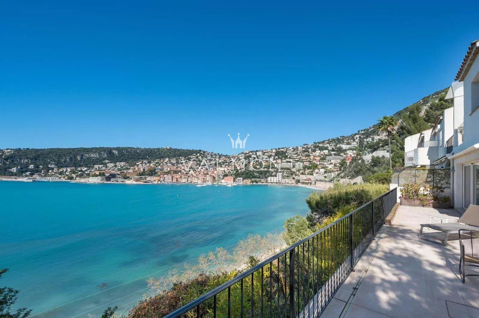 Charming Seafront House With Panoramic Sea Views