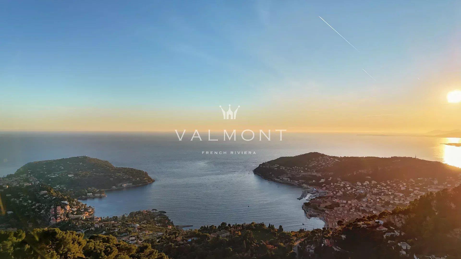 Rare Plot For Project With Charming Villa