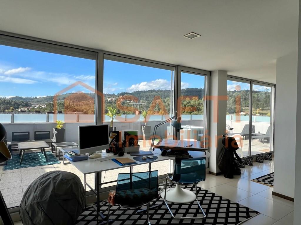 3 Bedroom Duplex with Terrace in Vila Verde