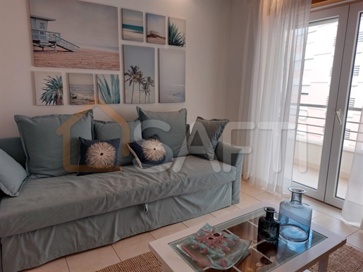 2 bedroom apartment in Sesimbra 2 minutes only from the beach on foot