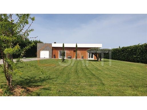 Ground house T3 with plot of 1840m² and pool in Alcochete