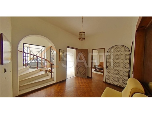 5-Bedroom house - Cercal do Alentejo, 990m2 urban - €370,000