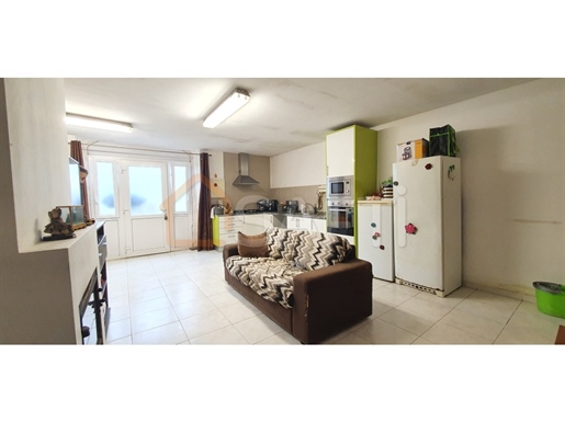 Two-Family House 4 Bedrooms Sale Torres Vedras