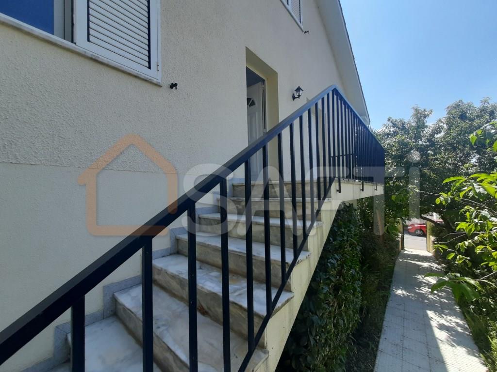 Twee-Onder-Een kapwoning 3 Slaapkamers Te Koop Melgaço