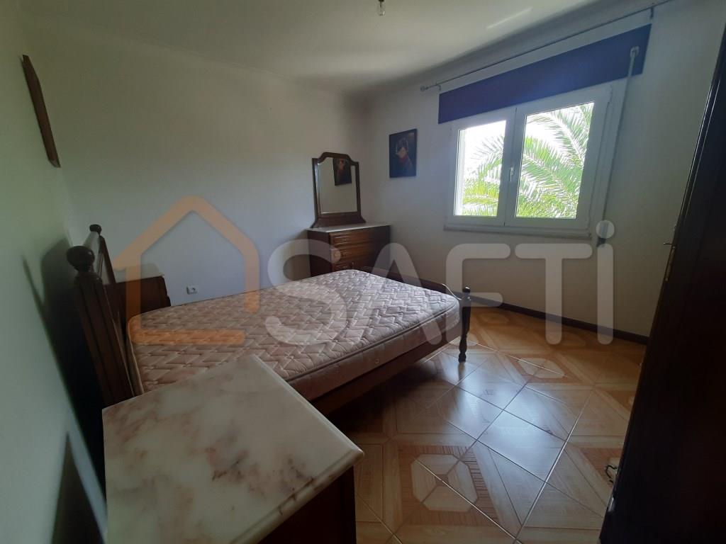 Twee-Onder-Een kapwoning 3 Slaapkamers Te Koop Melgaço