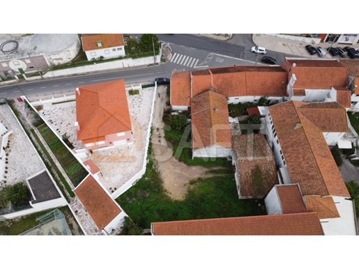 Terreno para construção prédio em Aru - Pinheiro de Loures