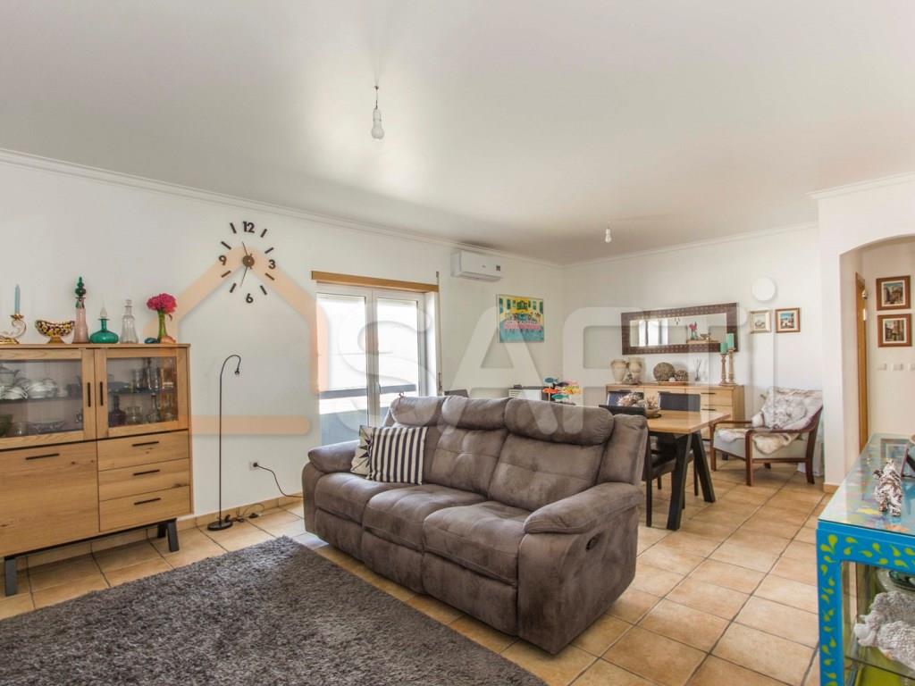 Purchase: Apartment (2500)