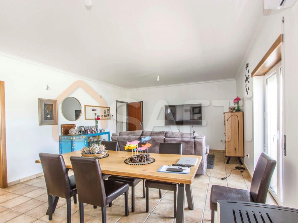 Purchase: Apartment (2500)