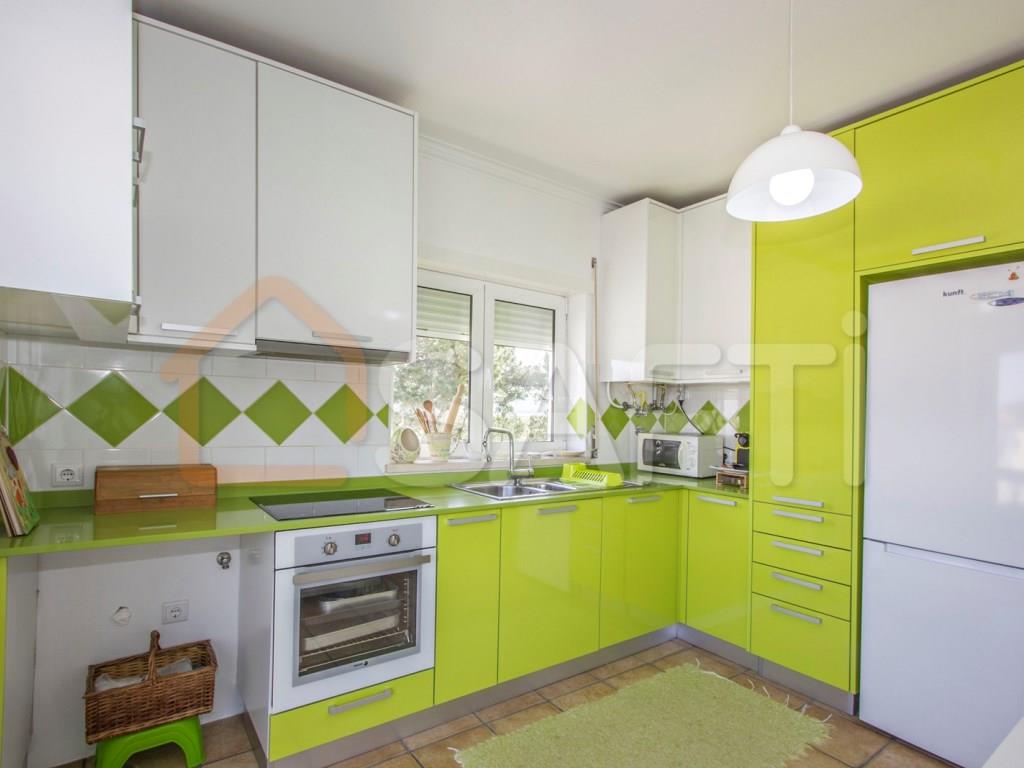 Purchase: Apartment (2500)