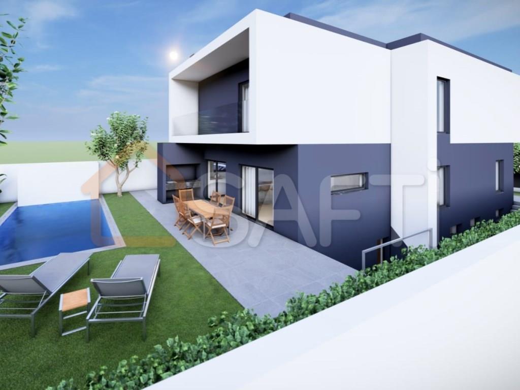 Luxurious 4 bedroom villa