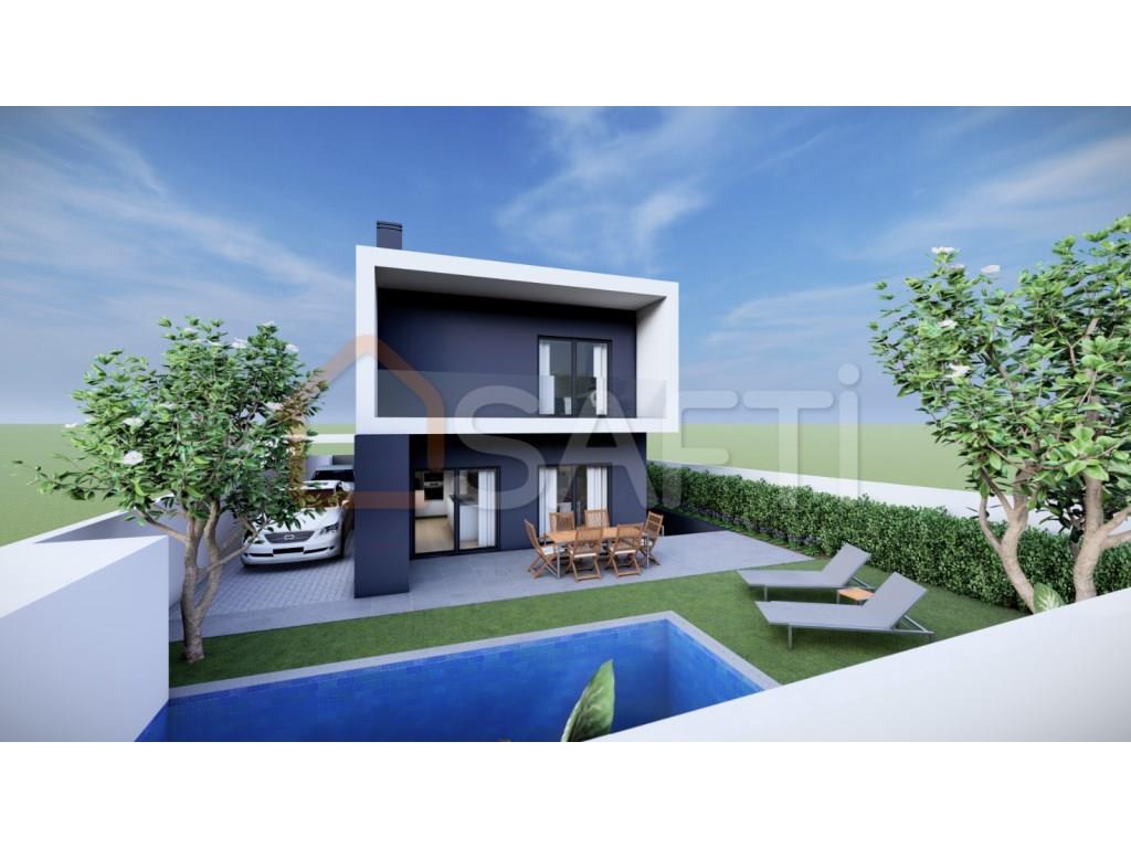 Luxurious 4 bedroom villa