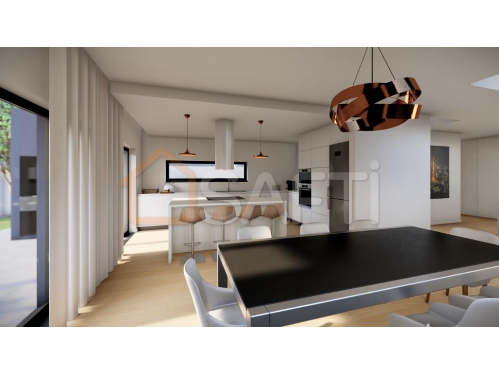 Luxurious 4 bedroom villa