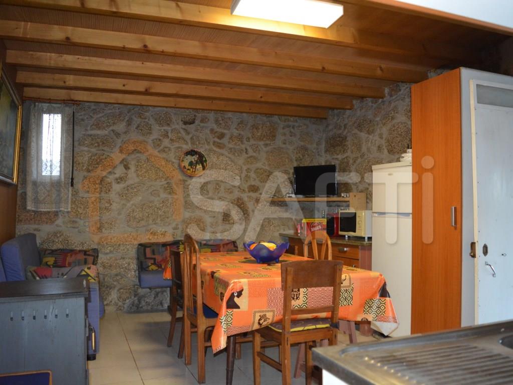 Boerderij te koop in Vale Prazeres