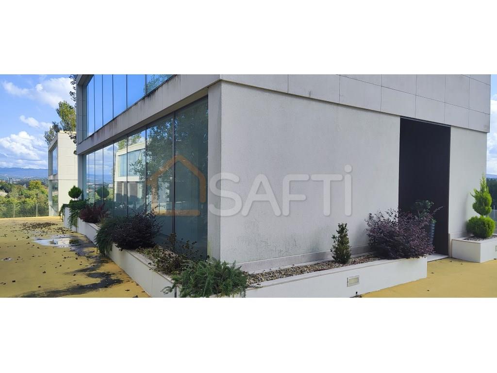 Casa en condominio 3 habitaciones Venta Vila Nova de Famalicão