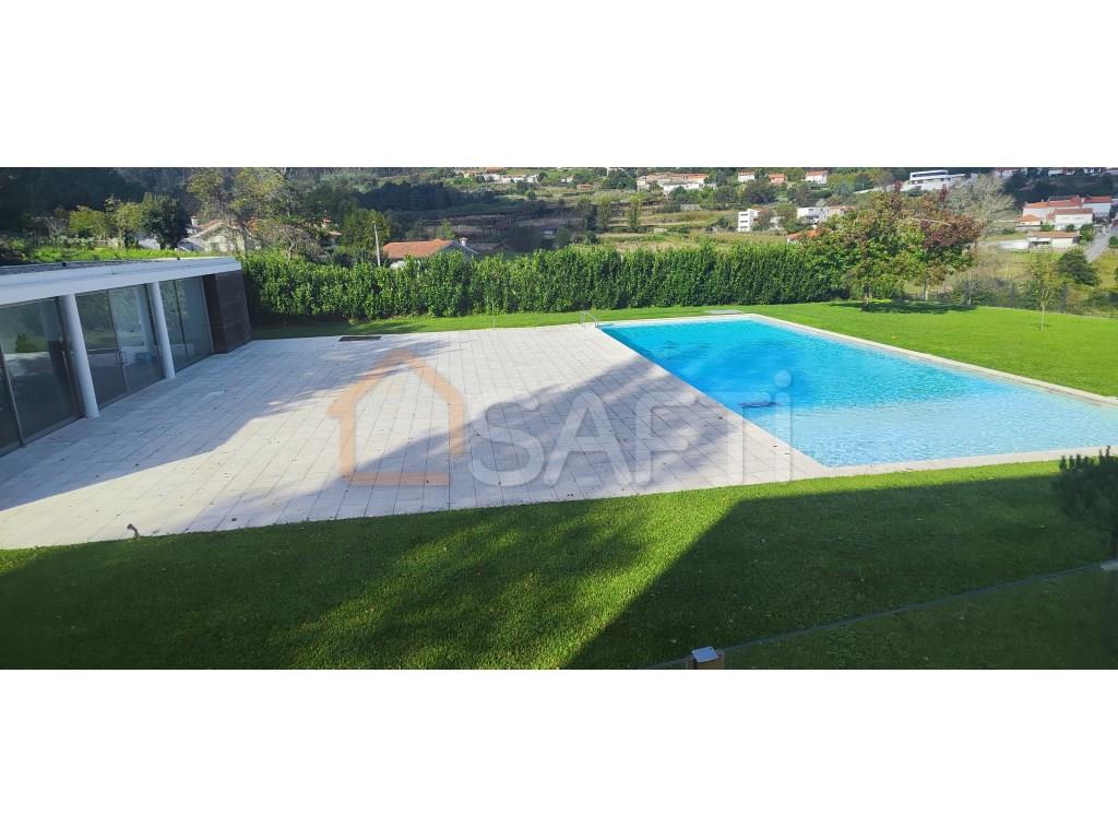 Casa en condominio 3 habitaciones Venta Vila Nova de Famalicão