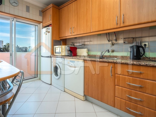 1 bedroom flat with lift, located in one of the most sought-after areas of the city of Faro.
