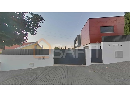 Villa de 4 dormitorios, como nueva y muy espaciosa, en Atalaia, VilaNova da Barquinha, Santarém