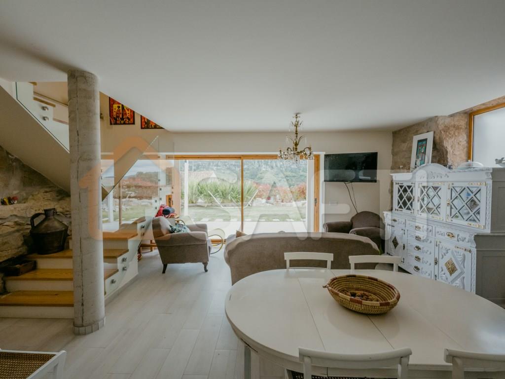 Villa with fabulous view to Serra