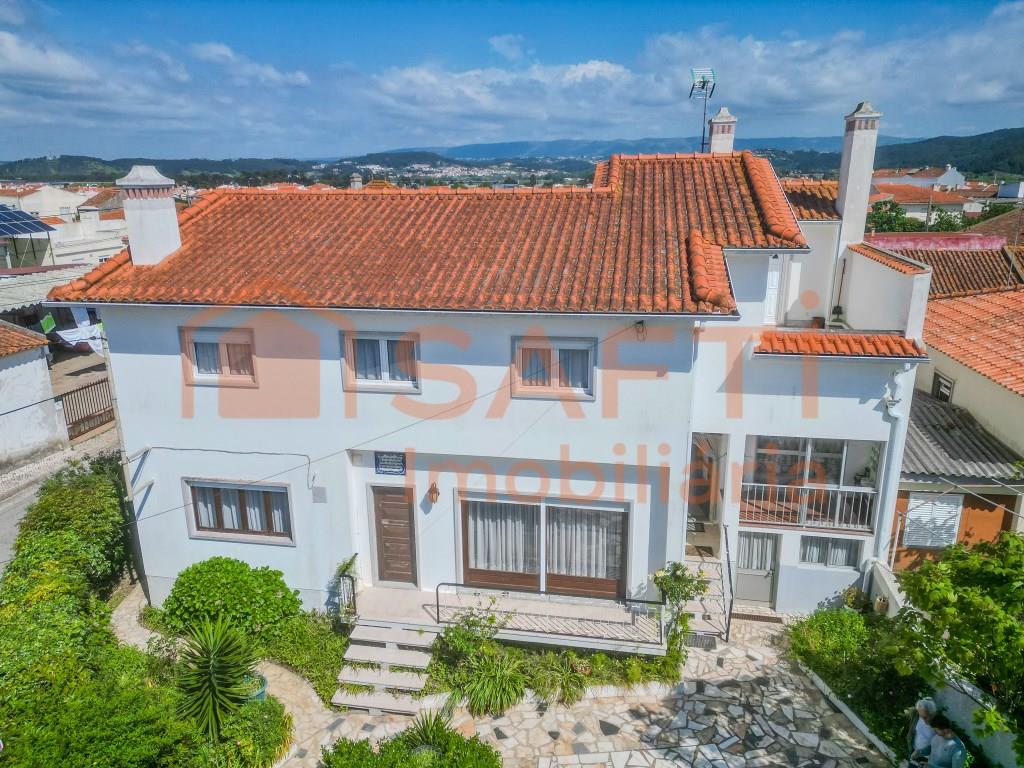 Casa 5 Dormitorios