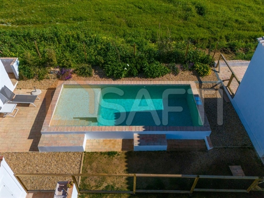 Magnificent property just 3km from Fabrica beach