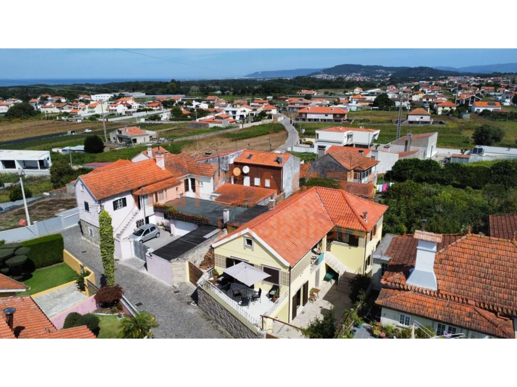 Detached House T4 + 2 with Exceptional Views - Belinho Esposende