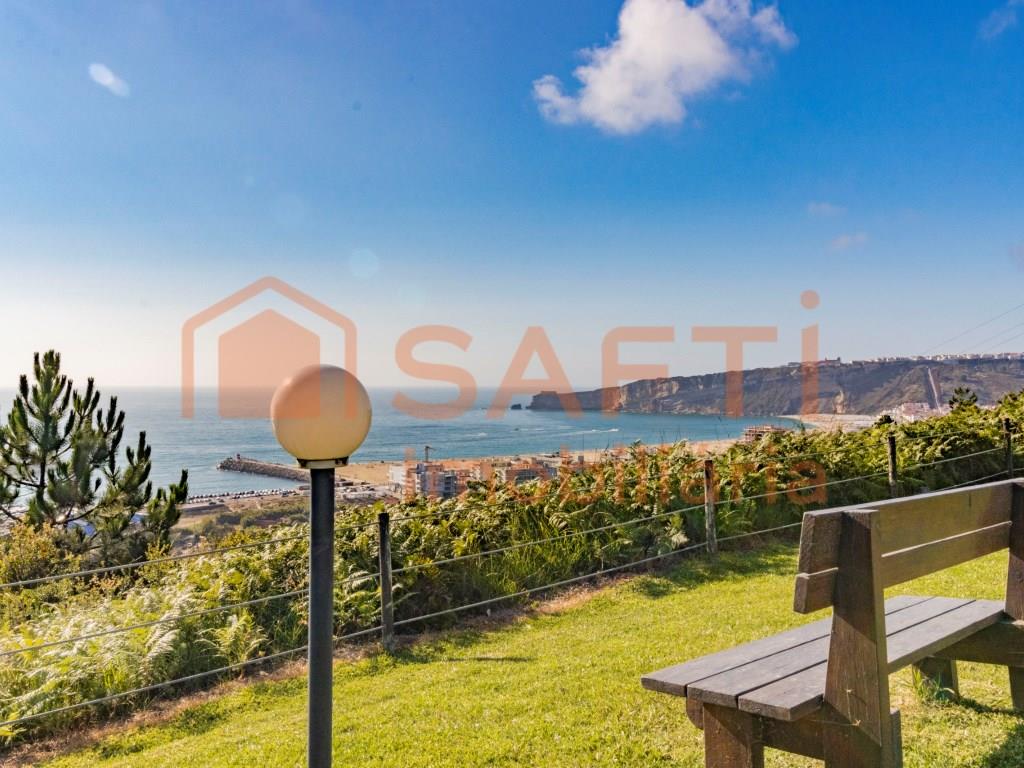 Luxusvilla in privater Eigentumswohnung mit Meerblick