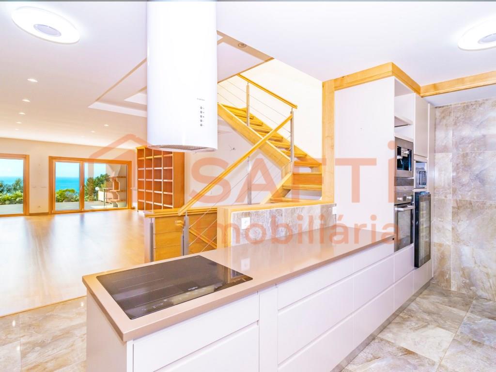 Luxusvilla in privater Eigentumswohnung mit Meerblick