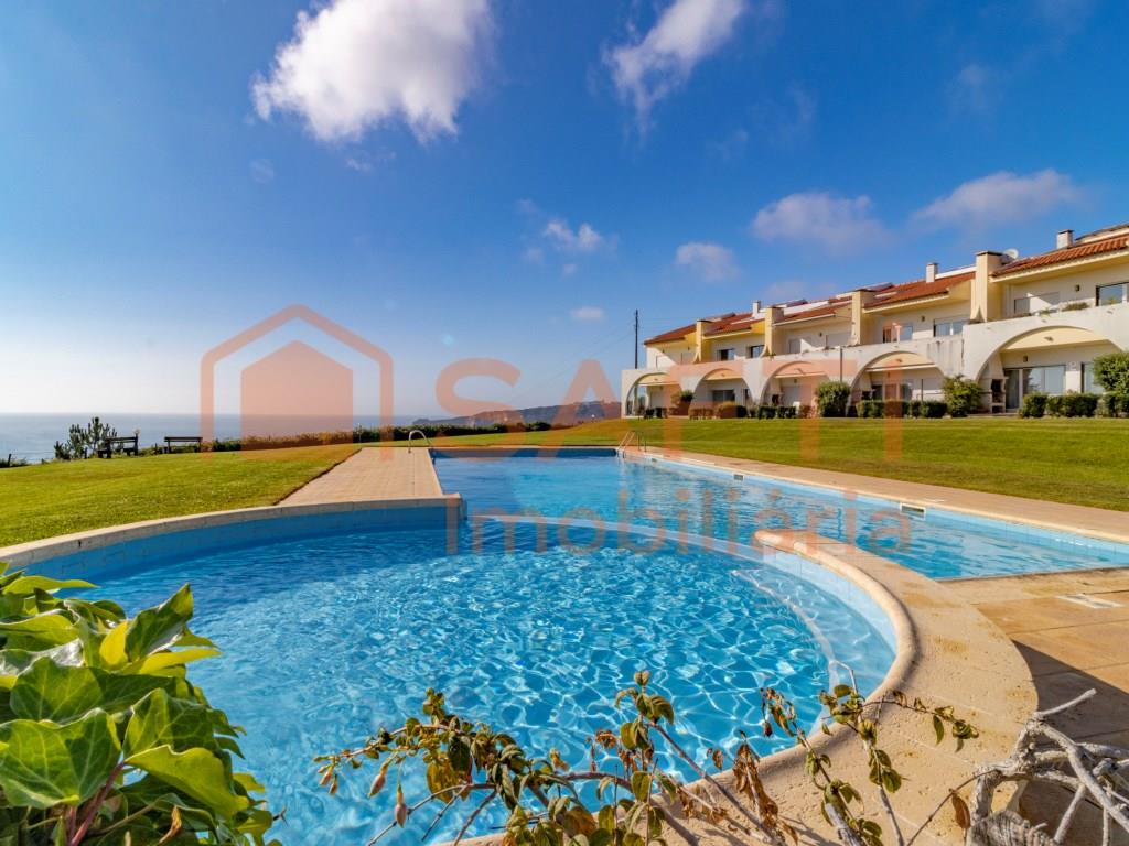 Luxusvilla in privater Eigentumswohnung mit Meerblick