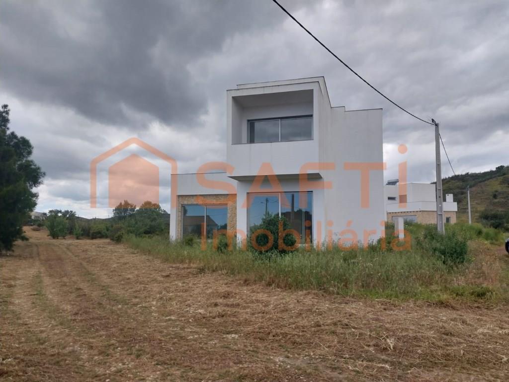Villa de 3 chambres comme neuve