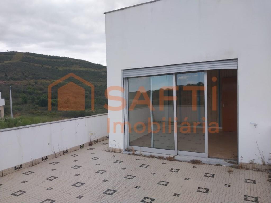 Villa de 3 chambres comme neuve