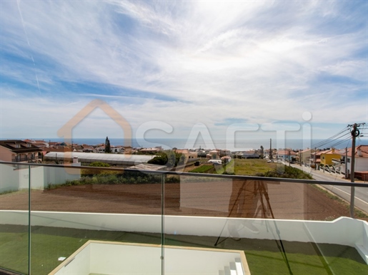 New 3+1 bedroom villa, with sea views 3km from Ericeira