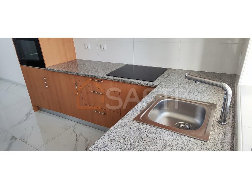 Apartamento 3 hab. + 1 hab. Auxiliar, Duplex Venta Póvoa de Varzim