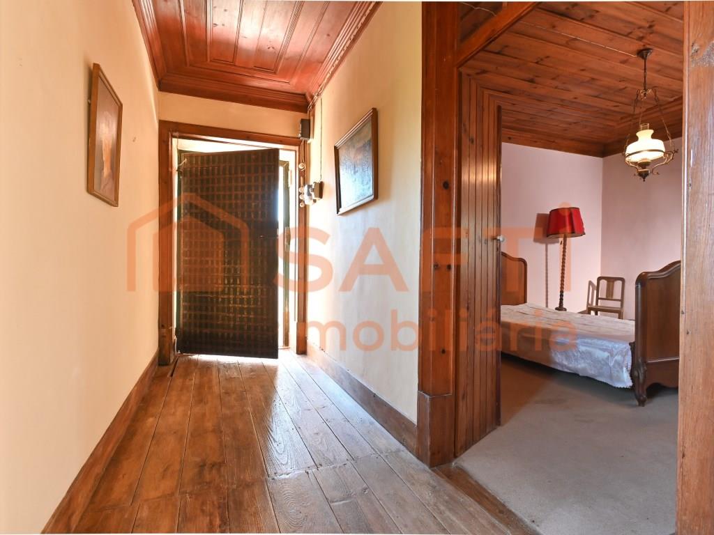 Historic 4 bedroom villa with land of 18,000 m² next to the Convent of Christ - Tomar