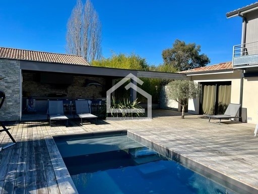 Lège Cap-Ferret Superbe maison récente 180 m2 avec piscine