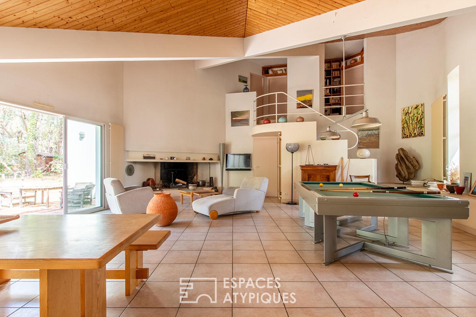 Architect-Designed house 400 meters from the ocean