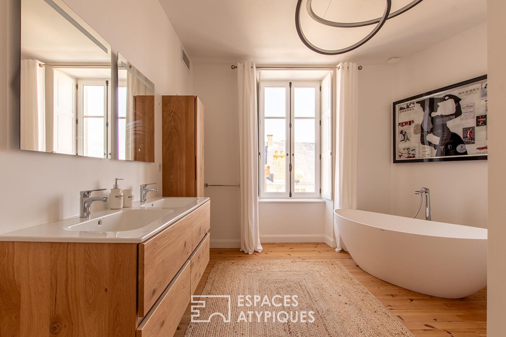 Exceptional villa with garden and swimming pool in the heart of Les Sables d'Olonne