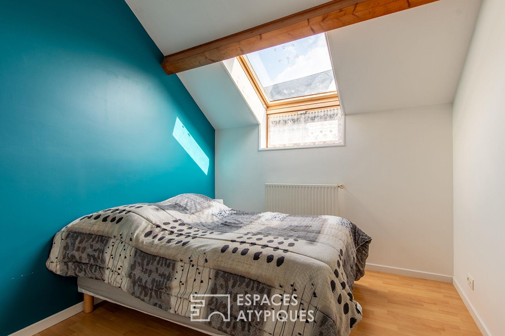 Family residence or investment: 4 houses with gardens and garages in the hypercentre of Les Sables d