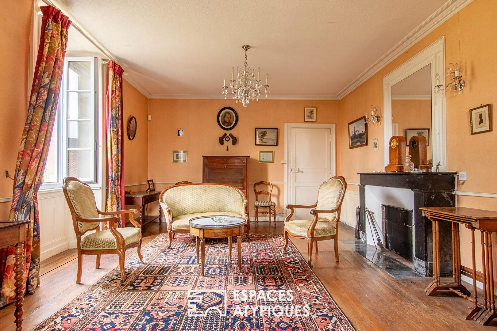 Historic property on a feudal motte with a farmhouse