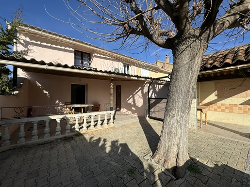 4 bedroom house - completely renovated 140 m2