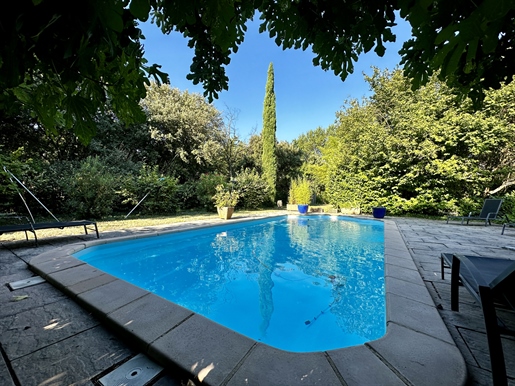 Villa de 133m2 sur 4421 m2 de terrain clos avec piscine