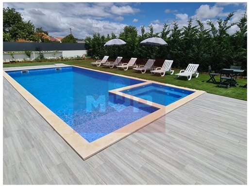 6 bedroom villa with pool in Almancil