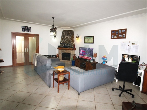 4 bedroom villa with terrace and garage