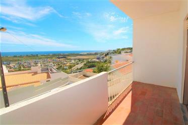 Great T2 Albufeira with a fantastic sea view