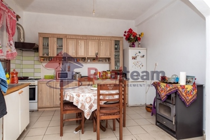 (For Sale) Residential Detached house || Magnisia/Pilio-Mouresi - 140 Sq.m, 2 Bedrooms, 80.000€
