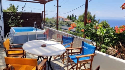 (Na prodaju) Stambena samostojeća kuća || Prefektura Magnesia/Sporades-Skopelos - 103 m2, 4 spavaće