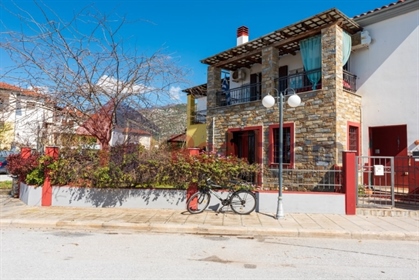 (A vendre) Maison Maisonnette || Magnesia/Agria Prefecture - 150 m², 3 chambres, 280.000€