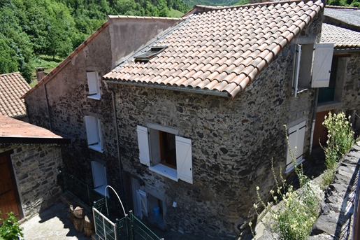Maison de village rénovée