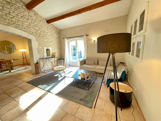 Stone house with pool and self-catering gite for sale in Ménerbe