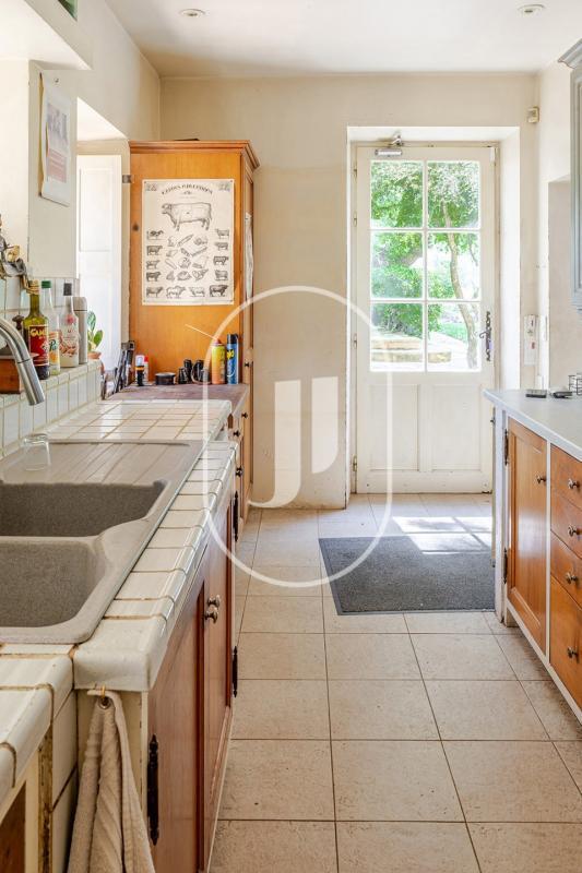 Maison de maitre avec vue exceptionnelle sur le Luberon à vendre à Oppède