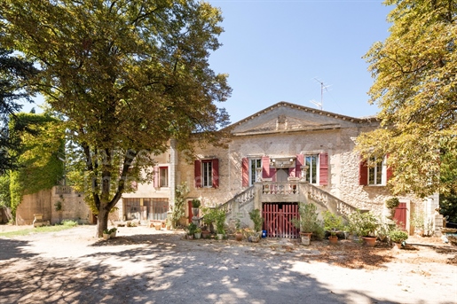 Historic property with gîtes and swimming pool for sale in Bonni